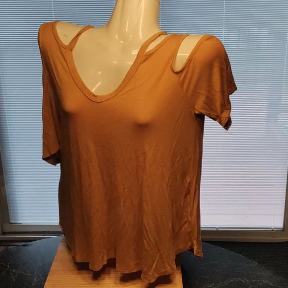 Charlotte Russe top size medium - Picture 1 of 1